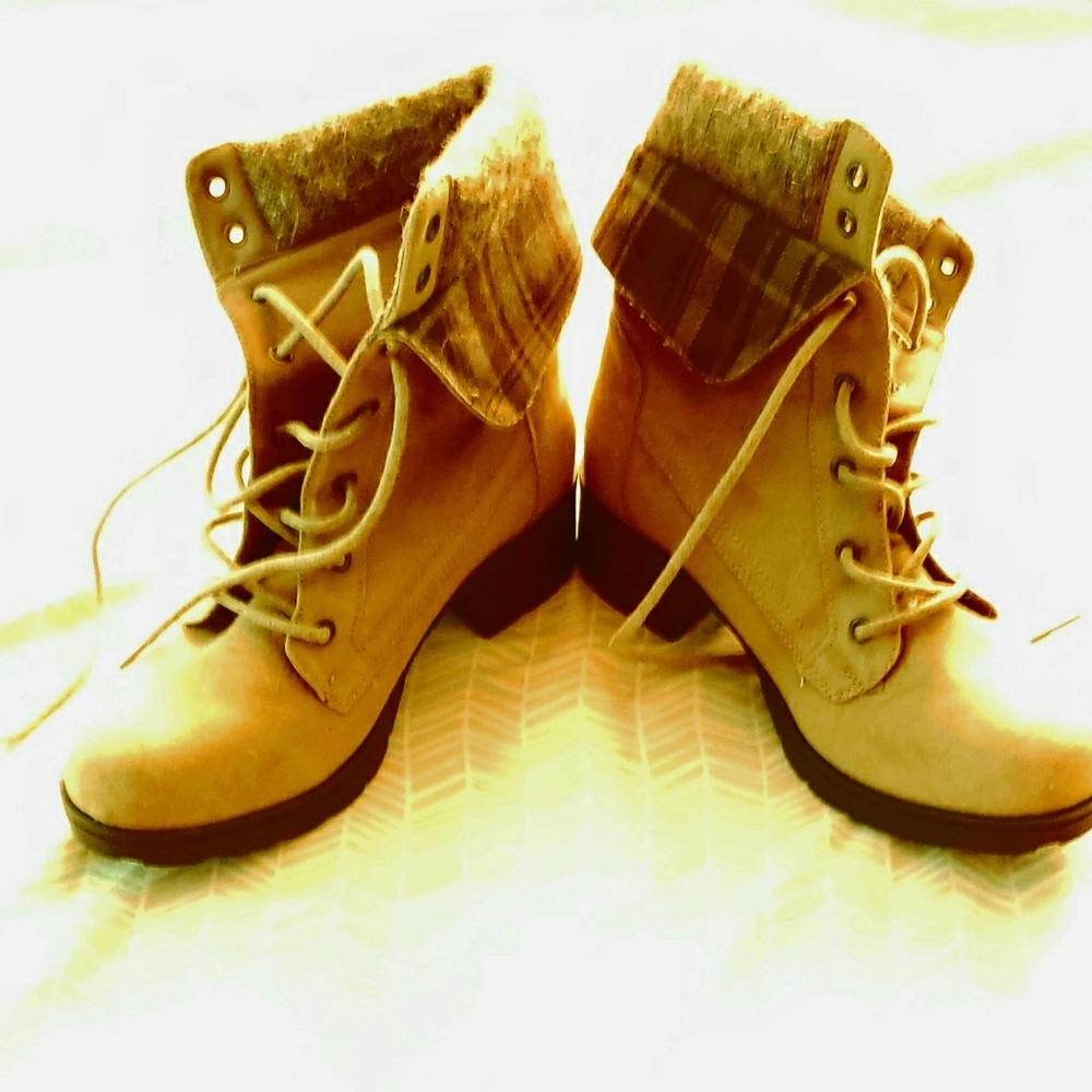 Womens boots